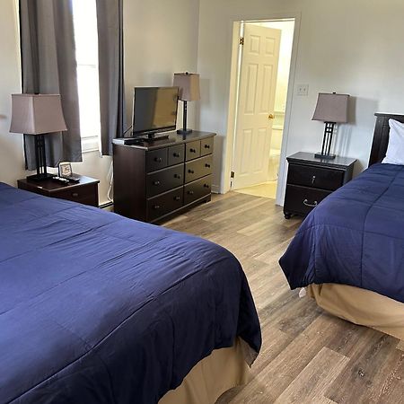 Middleton Motel & Suites Экстерьер фото