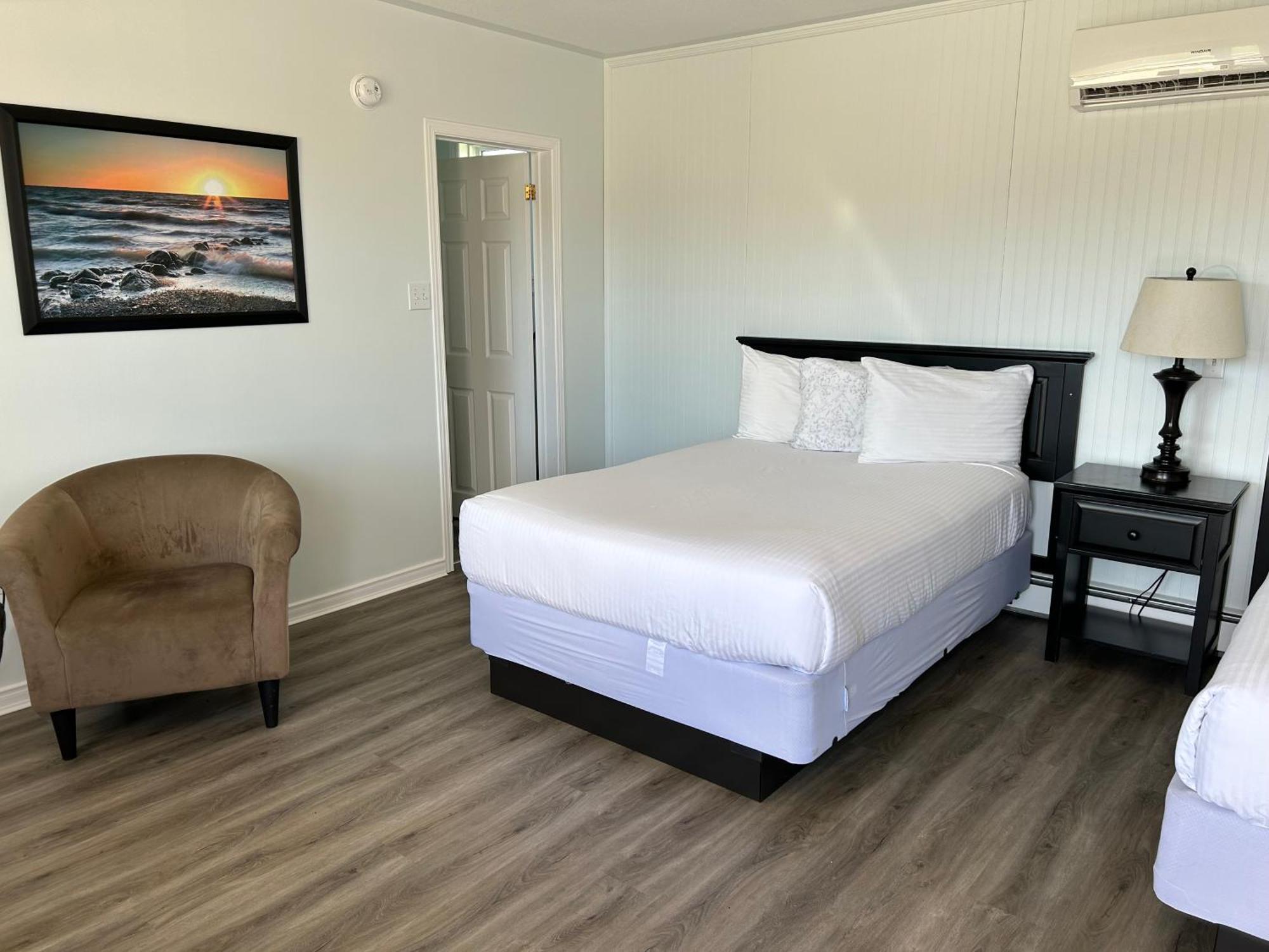 Middleton Motel & Suites Экстерьер фото