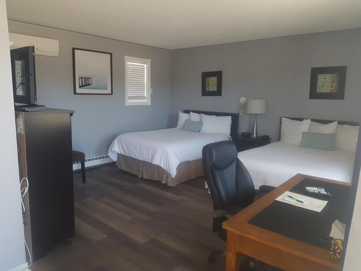 Middleton Motel & Suites Экстерьер фото